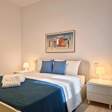 Coastal Bliss In Xlendi, Brend New Apartament Munxar