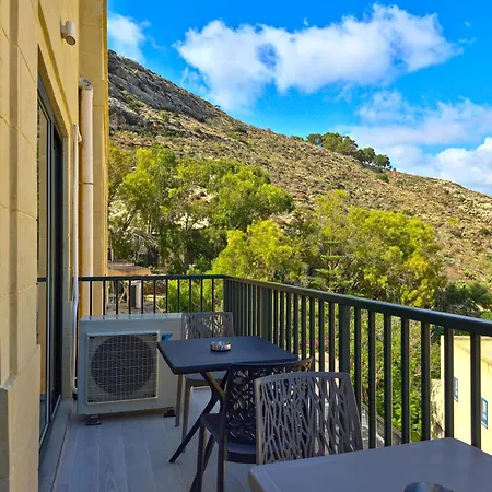 Appartement Coastal Bliss In Xlendi, Brend New