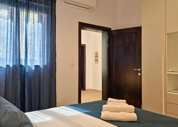 Apartment Coastal Bliss In Xlendi, Brend New Munxar